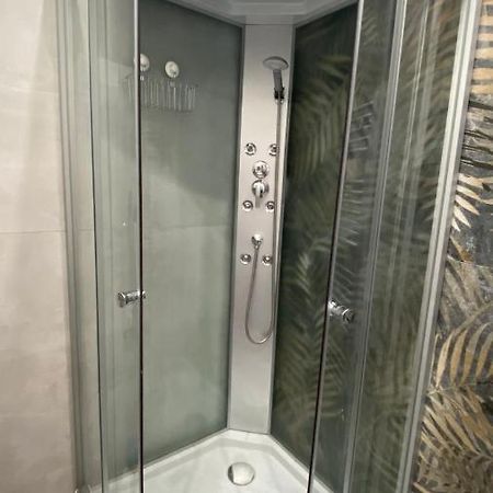 Koranyi Apartman Seghedin Exterior foto